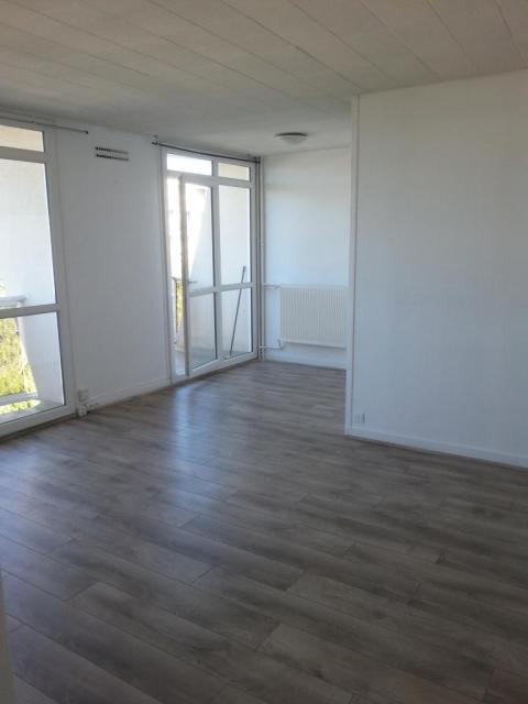Location appartement T2 Plaisir - Photo 3