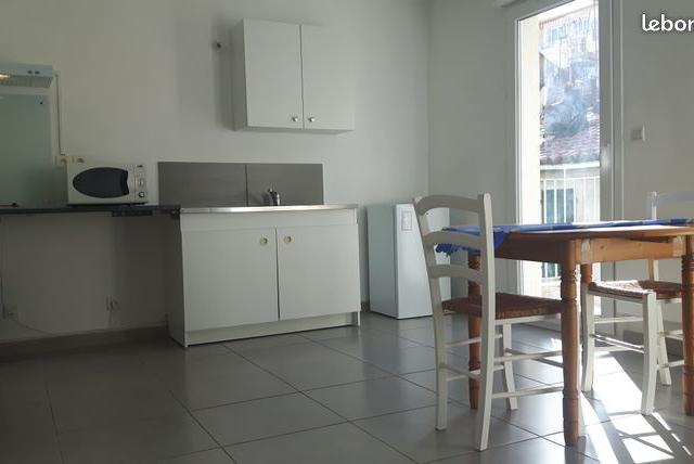 Location studio Toulon - Photo 2
