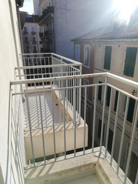 Location studio Toulon - Photo 3
