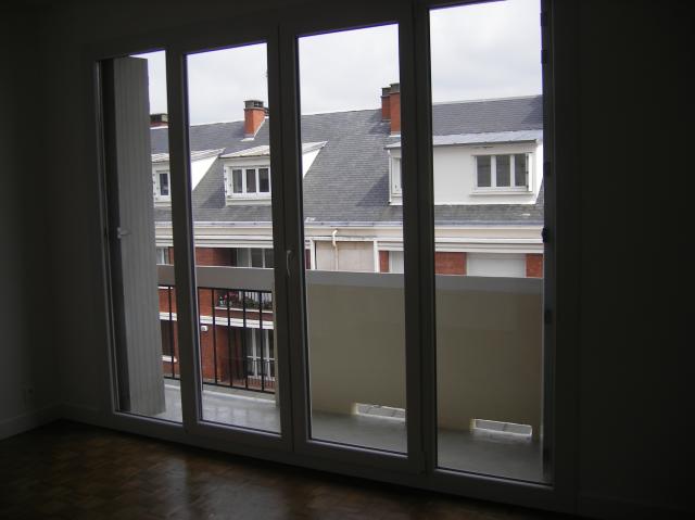 Location appartement T4 Elbeuf - Photo 3