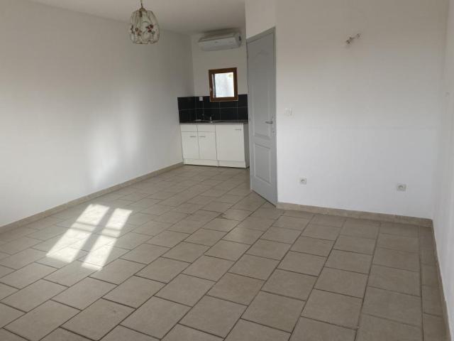 Location studio St Martin de Crau - Photo 5