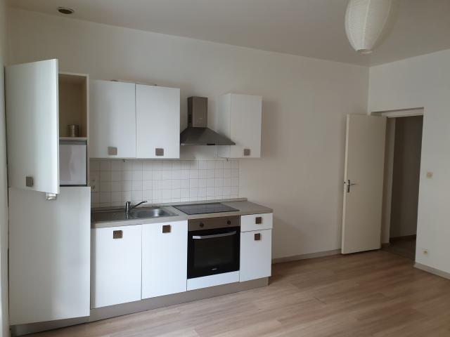 Location appartement T2 Fougeres - Photo 2