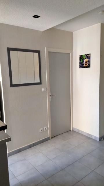 Location studio St Etienne - Photo 5