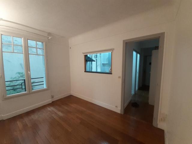 Location studio Paris 18 - Photo 2