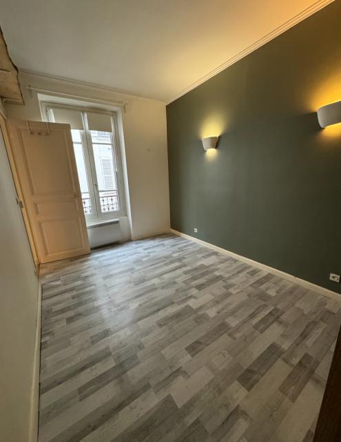 Location appartement T2 Paris 10 - Photo 8