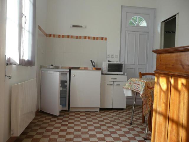 Location Appartement meublé sans visàvis à Angers  580 €  40 m²