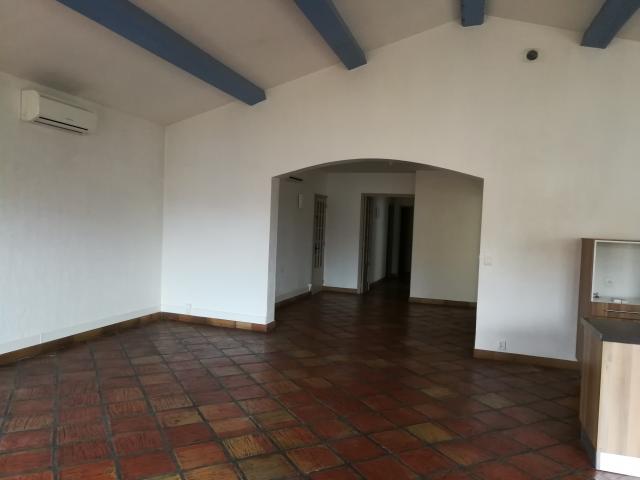 Location appartement T5 Aureille - Photo 4
