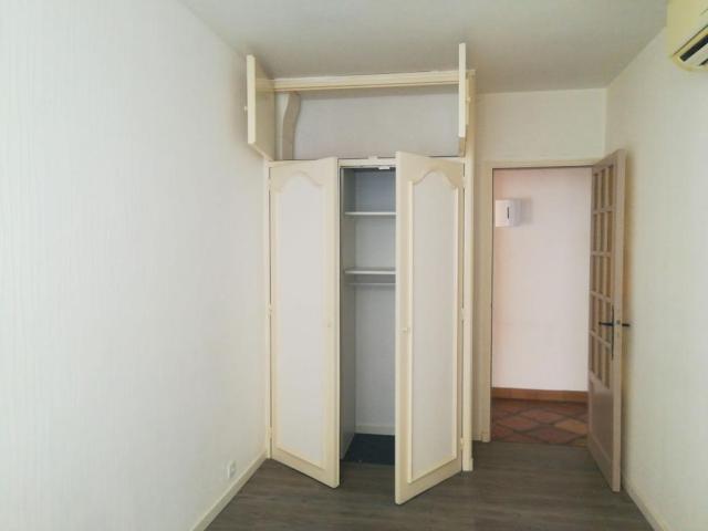 Location appartement T5 Aureille - Photo 6