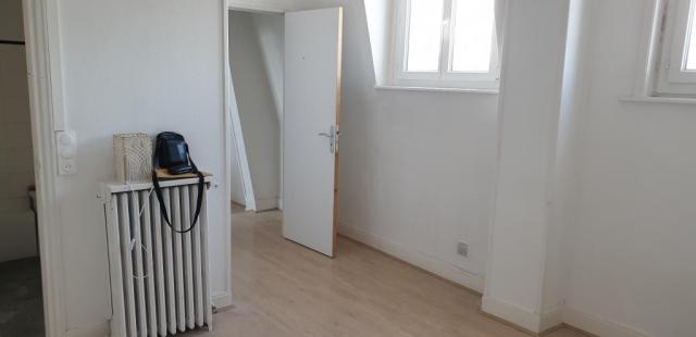 Location appartement T4 Roubaix - Photo 3