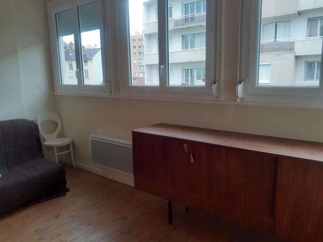 Location appartement T1 St Etienne - Photo 4