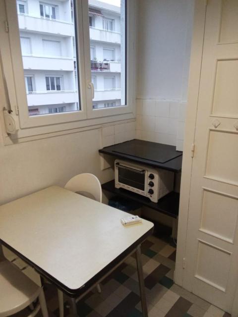 Location appartement T1 St Etienne - Photo 5