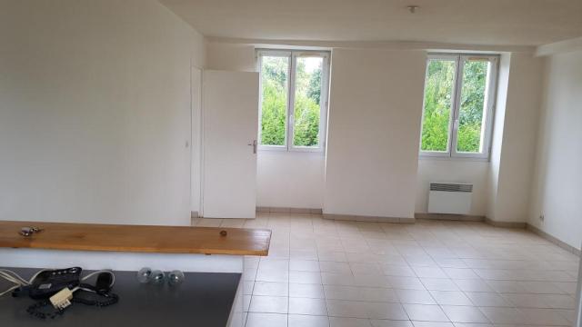 Location appartement T2 Ferolles Attilly - Photo 3