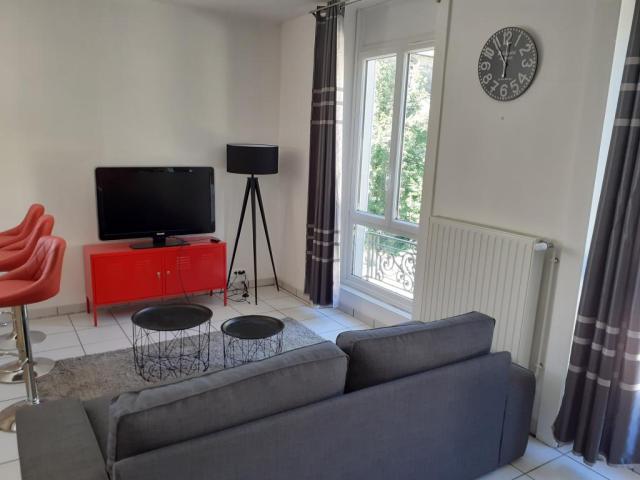Location appartement T3 St Etienne - Photo 3