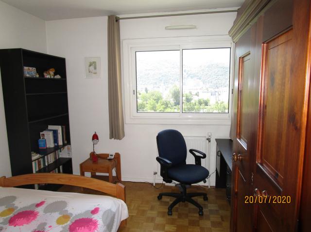 Logement Etudiant Grenoble Particulier Chambres Appartements Studios A Louer