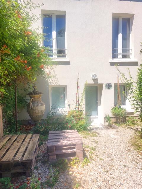 Location maison F2 St Maur des Fosses - Photo 8