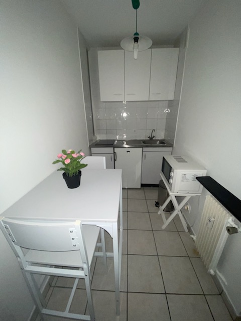 Location appartement T1 St Etienne - Photo 2