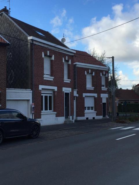 Location maison F6 Aulnoy Lez Valenciennes - Photo 1