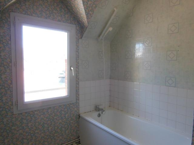 Location maison F4 Calais - Photo 4