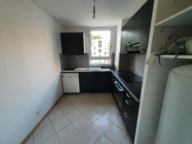 Location appartement T2 Montigny le Bretonneux - Photo 4