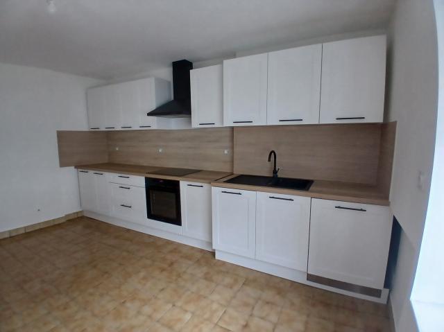 Location maison F5 Vierzon - Photo 2