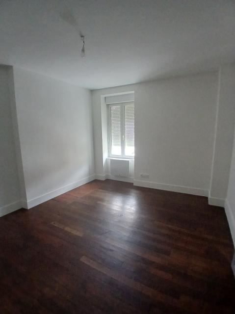 Location maison F5 Vierzon - Photo 5