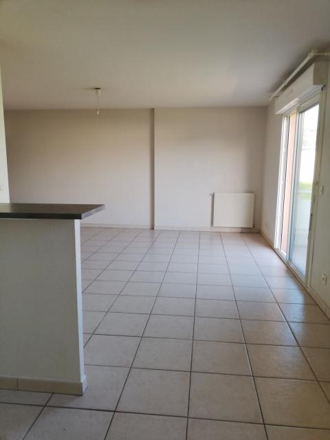 Location appartement T3 Mirepeix - Photo 2