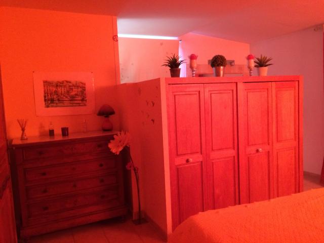Location chambre Chateauneuf le Rouge - Photo 3