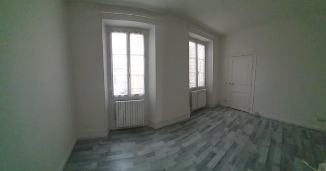 Location appartement T3 Montereau Fault Yonne - Photo 2