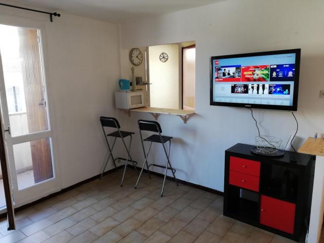 Location appartement T2 Marseille 03 - Photo 3
