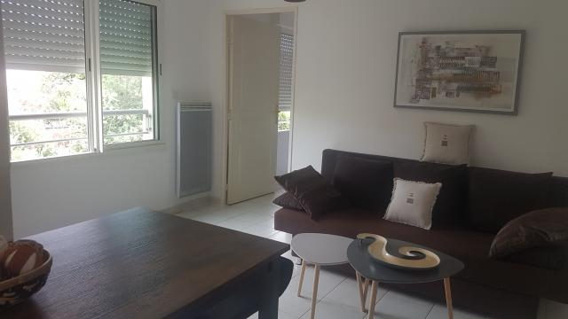 Location appartement T2 Marseille 08 - Photo 2