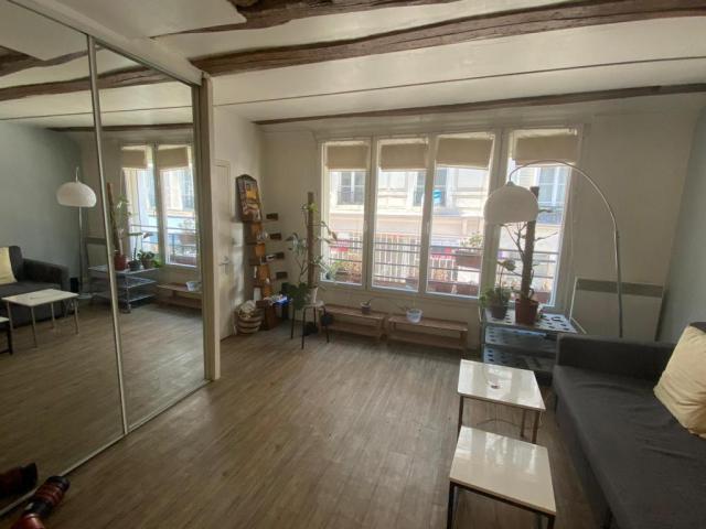 Location appartement T2 Paris 03 - Photo 2