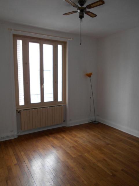 Location appartement T2 Lyon 8 - Photo 2