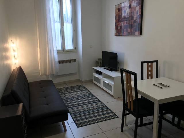 Location appartement T2 Marseille 08 - Photo 3
