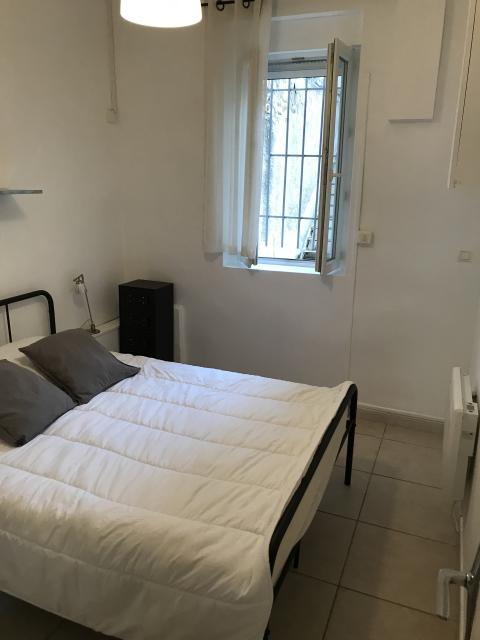 Location appartement T2 Marseille 08 - Photo 7