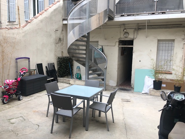 Location appartement T2 Marseille 08 - Photo 10