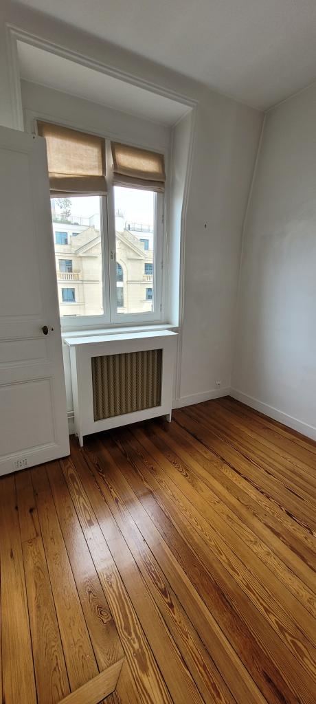 Location chambre Paris 02 - Photo 3