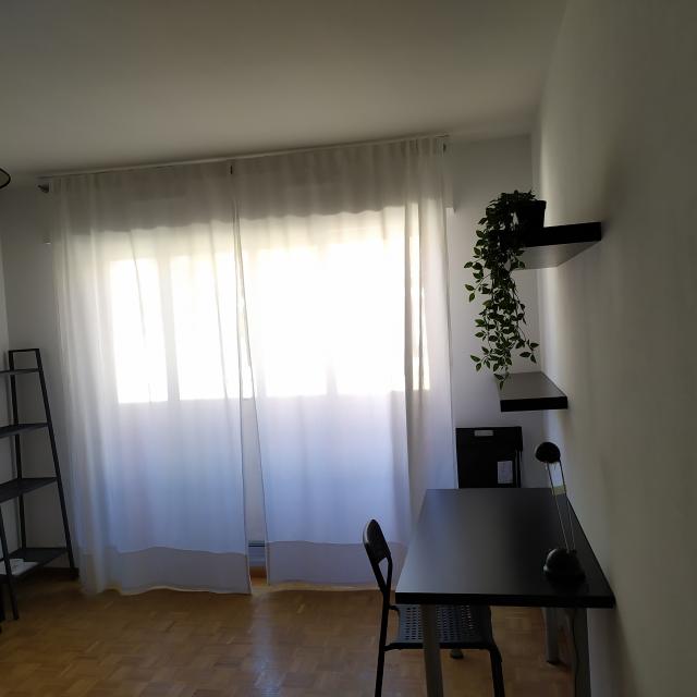 Location studio Marseille 04 - Photo 3
