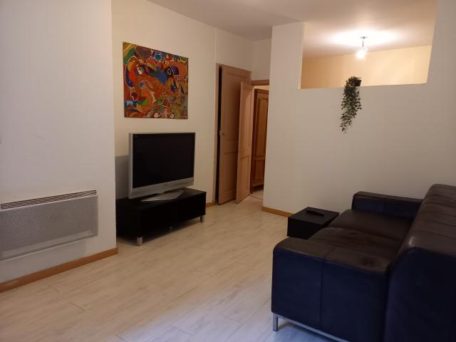 Location Appartement Meuble Avec Cuisine Equipee A Grenoble 560 42 M