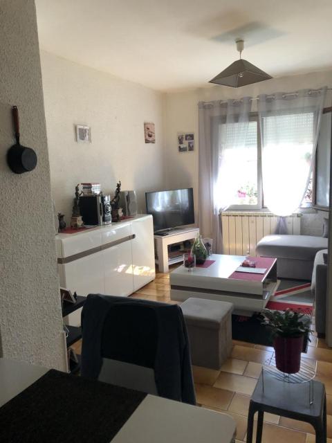 Location maison F2 Nimes - Photo 1