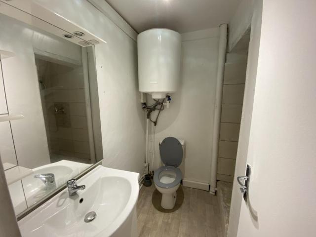 Location appartement T1 Nimes - Photo 3