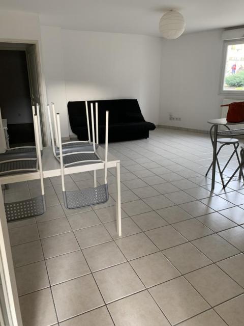 Location appartement T3 St Etienne - Photo 3