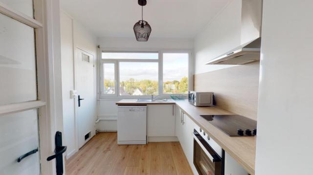 Location appartement T4 Mont St Aignan - Photo 2