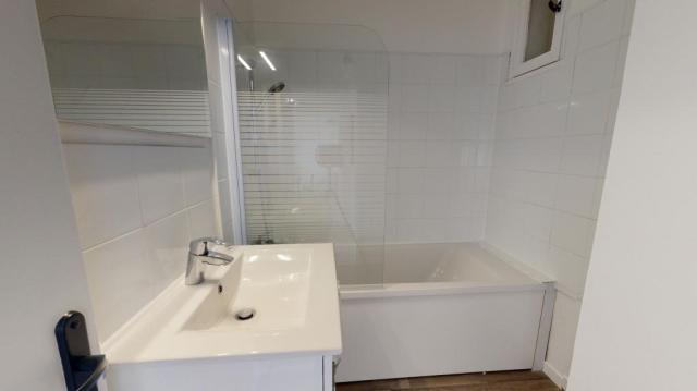 Location appartement T4 Mont St Aignan - Photo 3