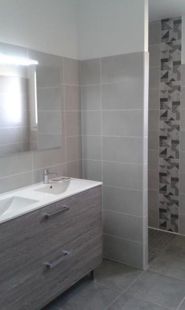 Location maison F4 Hautefage la Tour - Photo 4