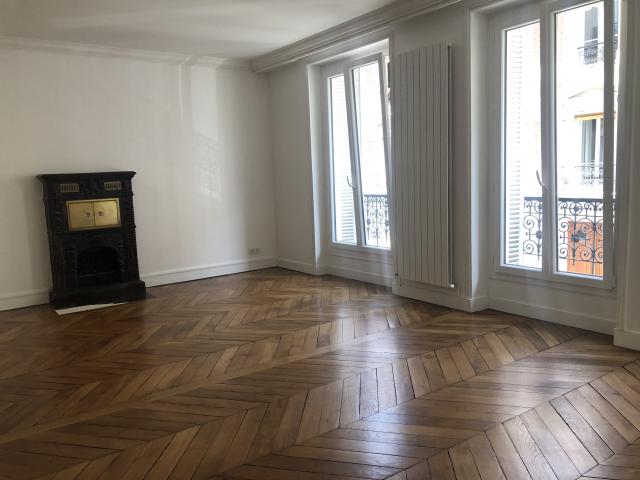 Location appartement T3 Paris 17 - Photo 1