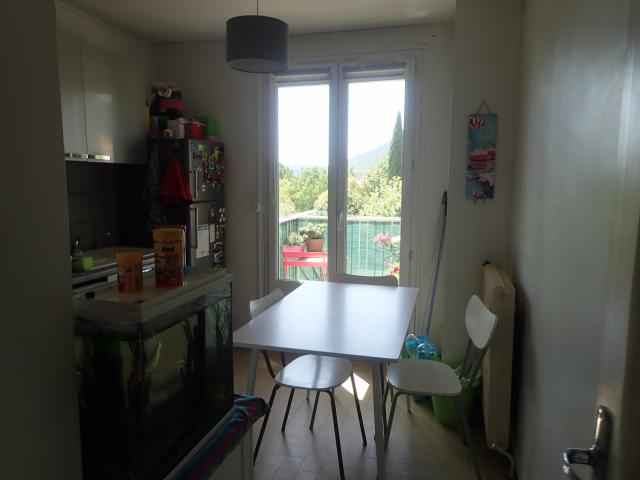 Location appartement T3 Cuges les Pins - Photo 2