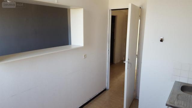 Location appartement T1 Sin le Noble - Photo 5