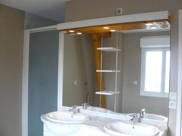 Location maison F4 St Genouph - Photo 2