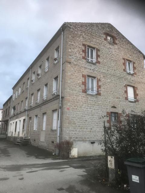 Location appartement T1 Le Chambon Feugerolles - Photo 7