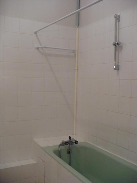 Location appartement T3 St Etienne - Photo 2
